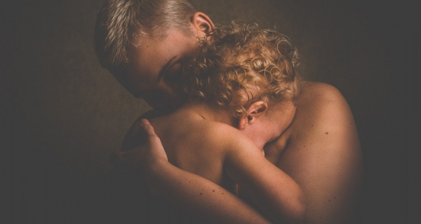 Wczesna trauma i symbiotyczne przywiązanie