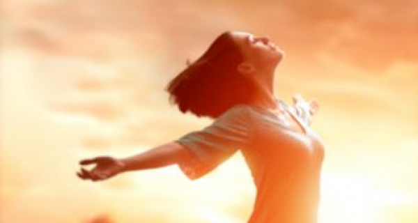 O źródle szczęścia oraz pułapce pragnienia i uzależnień - David R. Hawkins